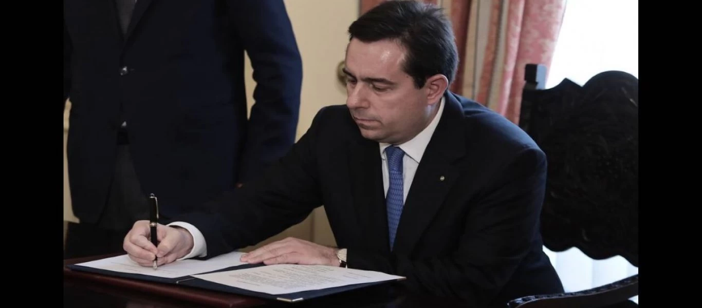 Τα «μαζεύει» ο Νότης Μηταράκης: Δεν εννοούσε πάγωμα των επιτάξεων αλλά προθεσμία μιας βδομάδας (φώτο)